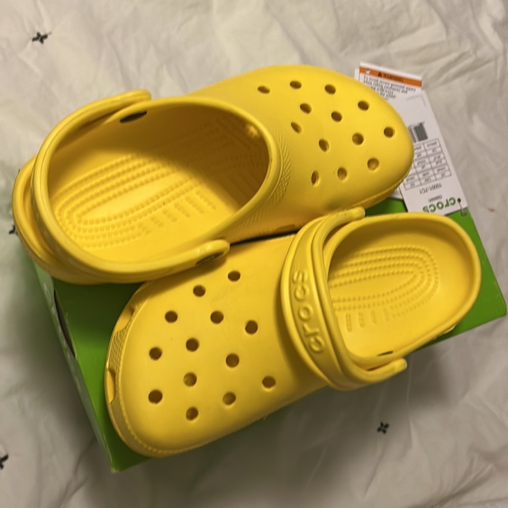 Crocs - Picture 5 of 6